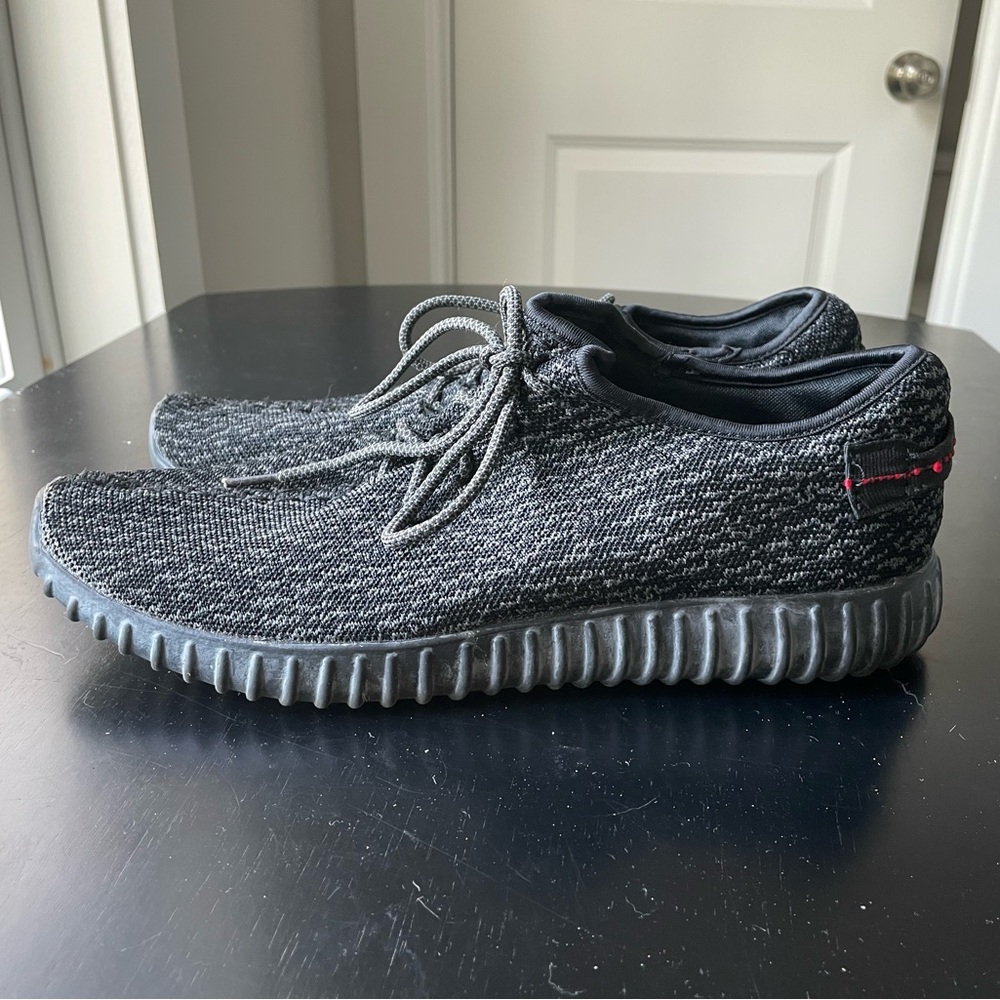 Homage Athletic Shoe (10.5-11)